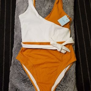 Cupshe Mustard and White Large One Piece Swimsuit